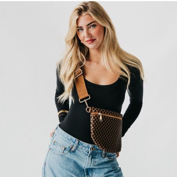 Westlyn Woven Bum Bag/Checkered Coffee - Picture 4 of 9